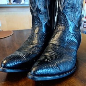 Tony Lama genuin lizard boots